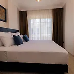 Exclusive & Hotel