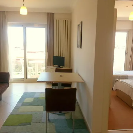 Exclusive & Çeşme