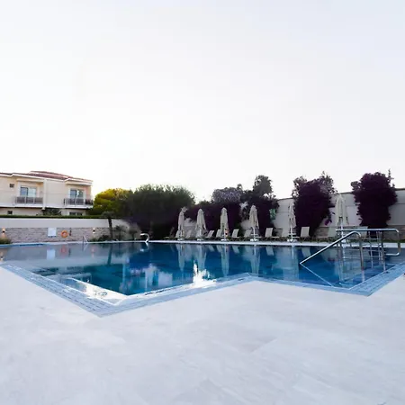 Exclusive & فندق Çeşme