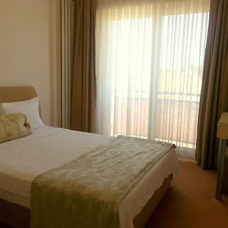 Hotel Exclusive & Cesme