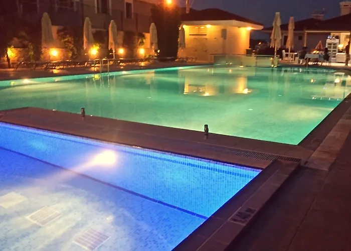 Exclusive & Hotell 3*